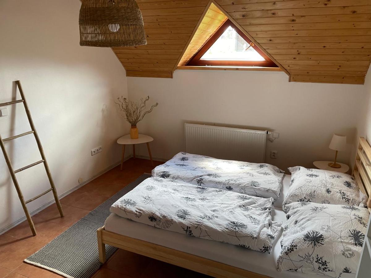 Včelí chata Mirda Pirda Dolní Moravice Exterior foto